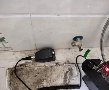 沿滩屋顶漏水维修公司分享下卫生间漏水的危害及解决方法